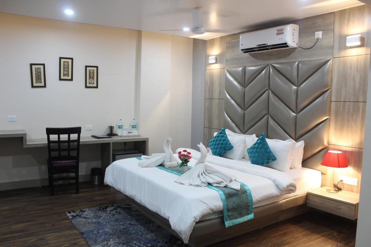 Hotel Welkin Residency Tezpur Kültér fotó