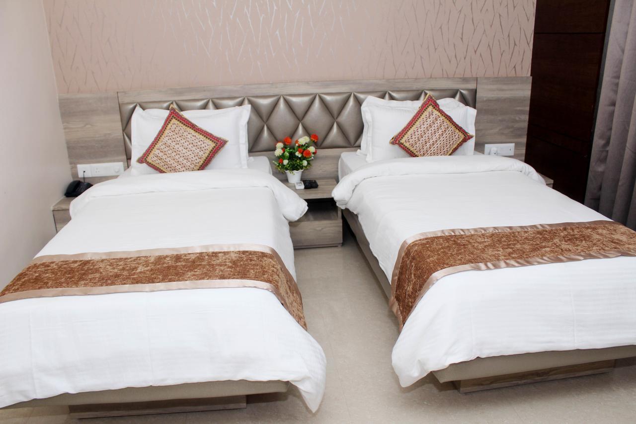 Hotel Welkin Residency Tezpur Kültér fotó