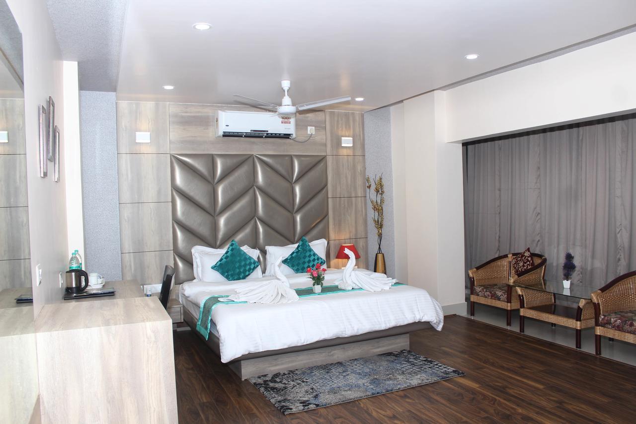 Hotel Welkin Residency Tezpur Kültér fotó